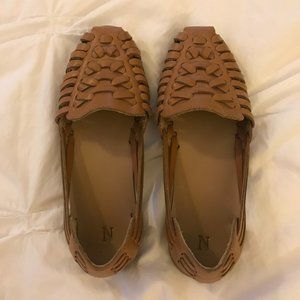 Nisolo Ecuador Huarache Sandal in Almond
